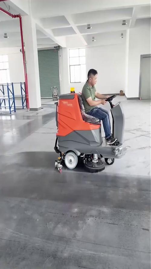 工业清洁全能王 洁尼手推式扫地机如何横扫工厂、物业与车用场景